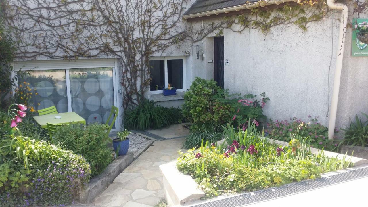 Les Nympheas, Appart Au Calme Et Grand Jardin A 15 Min De Disneyland, Crecy-la-Chapelle Kültér fotó